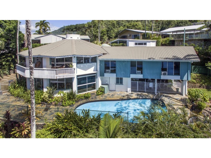 3 Aldinga Close, Whitfield QLD 4870