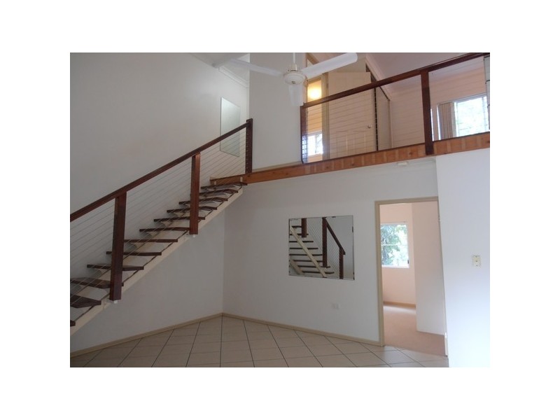 4/215 Kamerunga Road, Freshwater QLD 4870