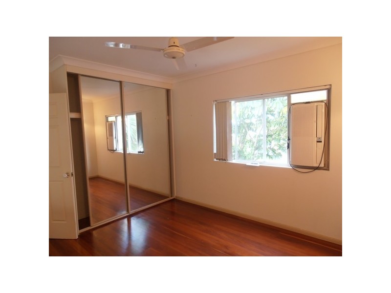 4/215 Kamerunga Road, Freshwater QLD 4870