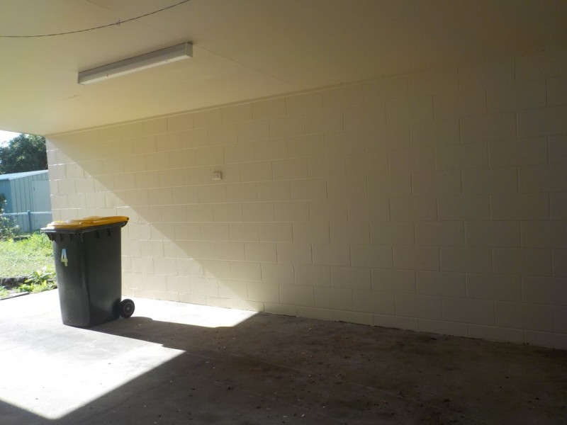 Westcourt QLD 4870