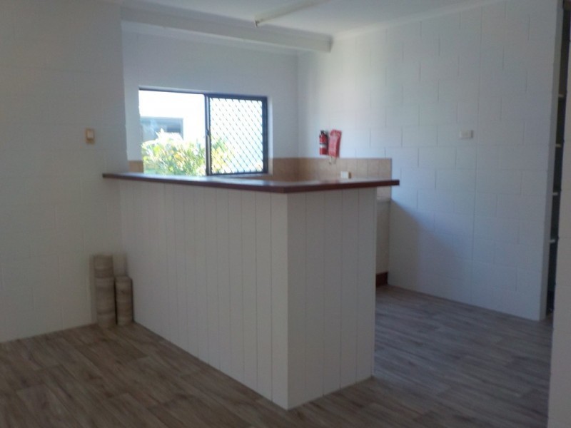 Westcourt QLD 4870