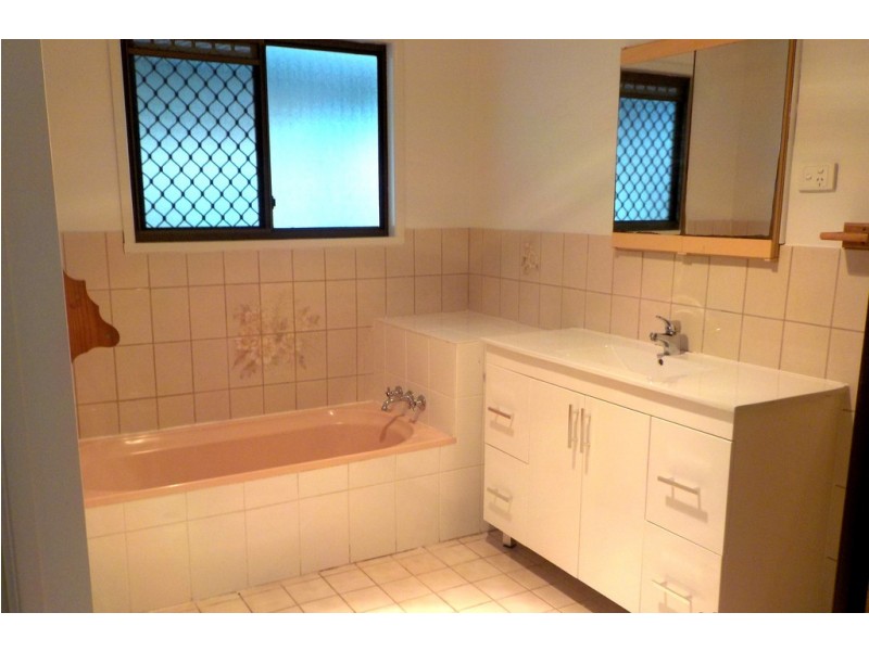 Mount Sheridan QLD 4868