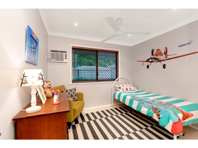 9 Fairview Street, Bayview Heights QLD 4868