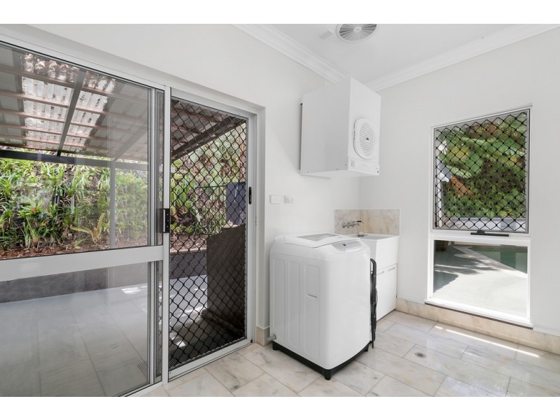 71 Summer Hill Drive, Mooroobool QLD 4870