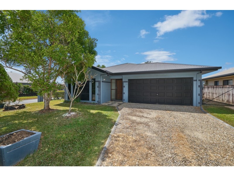 4 Picnic Street, White Rock QLD 4868