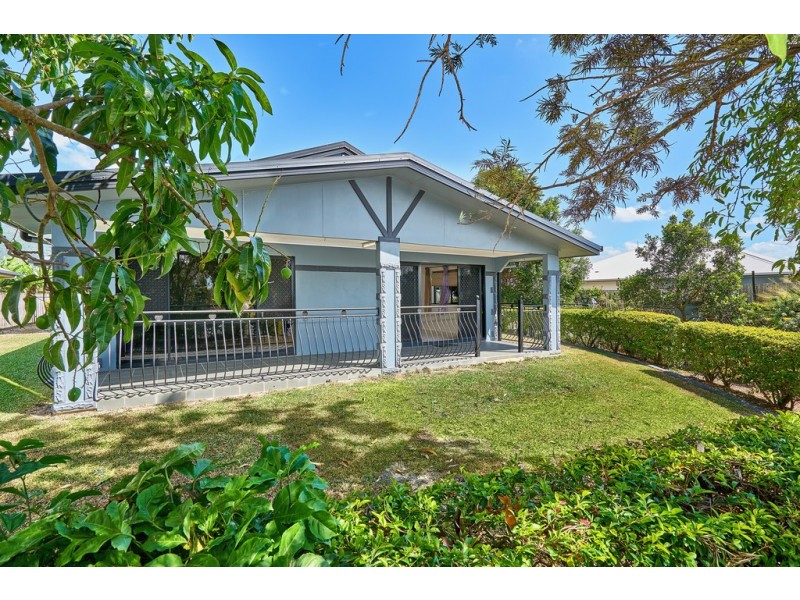 4 Picnic Street, White Rock QLD 4868