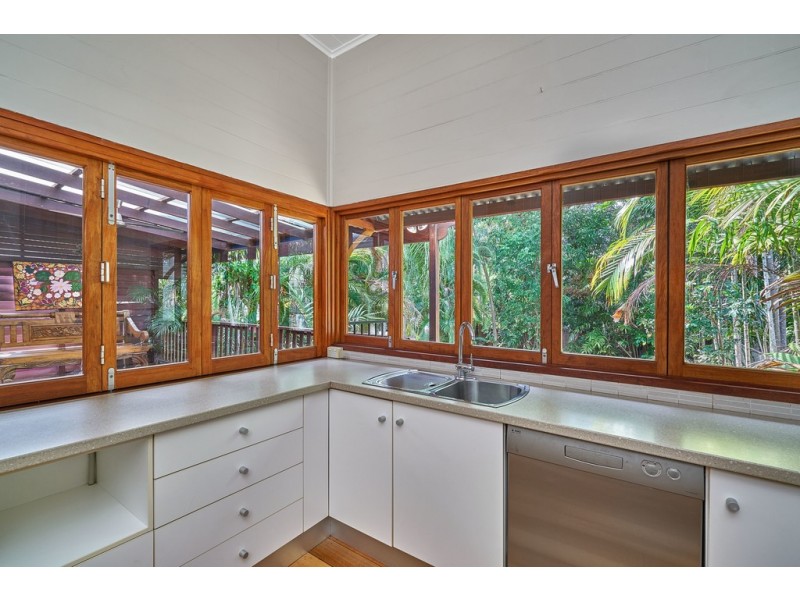 7 Thomas Street, Cairns North QLD 4870