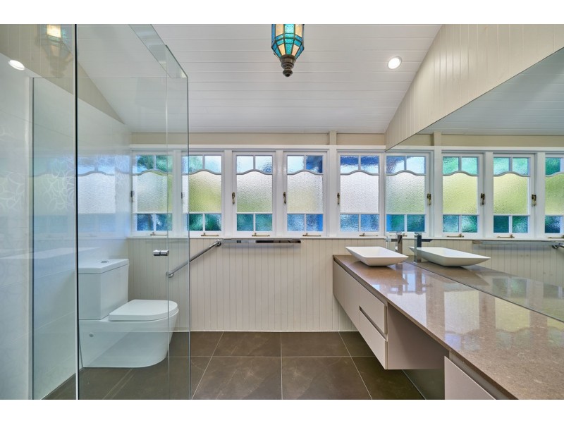 7 Thomas Street, Cairns North QLD 4870