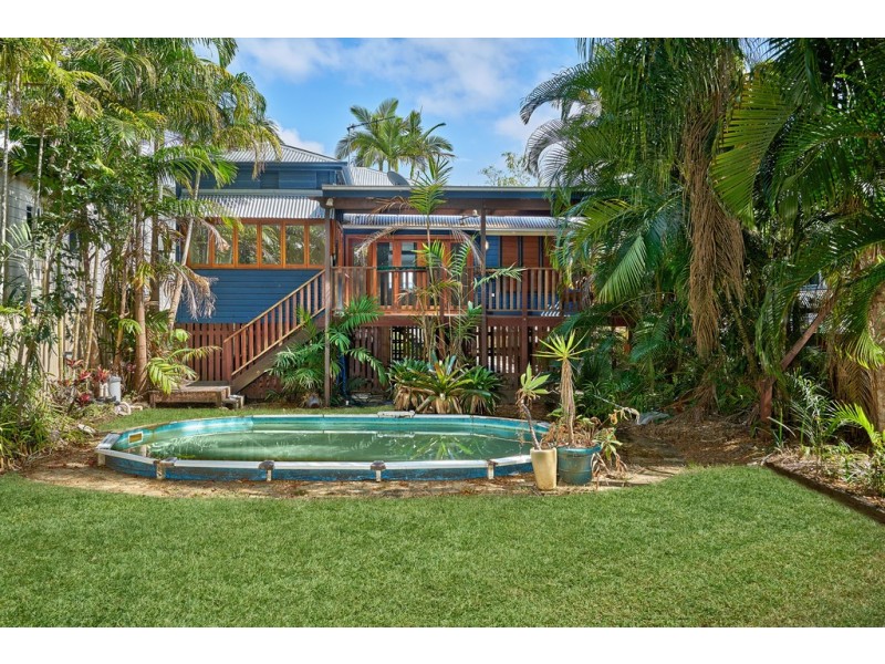 7 Thomas Street, Cairns North QLD 4870