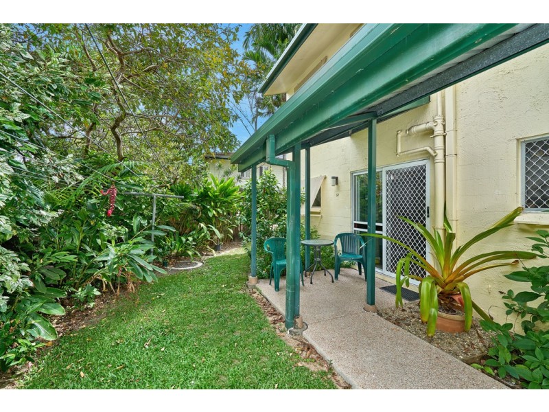 12/11-13 Pioneer Street, Manoora QLD 4870