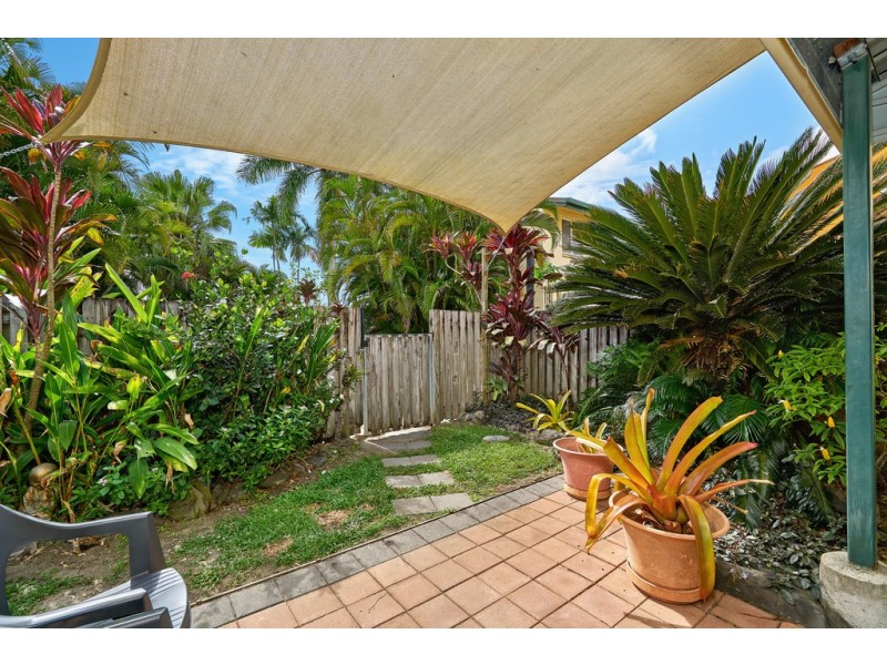 12/11-13 Pioneer Street, Manoora QLD 4870