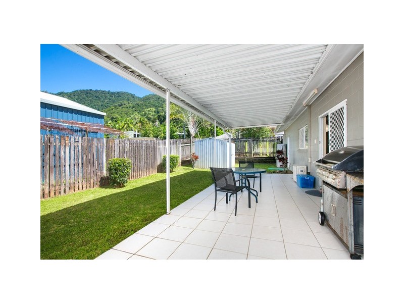 6 Milford Close, Kanimbla QLD 4870