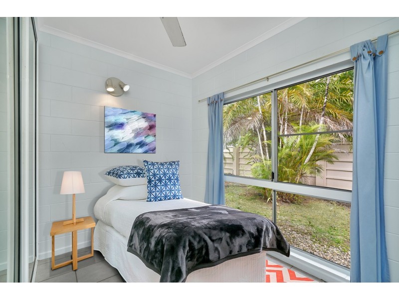 6 Milln Close, Clifton Beach QLD 4879