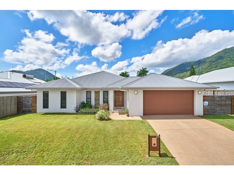 59 Springbrook Avenue, Redlynch QLD 4870