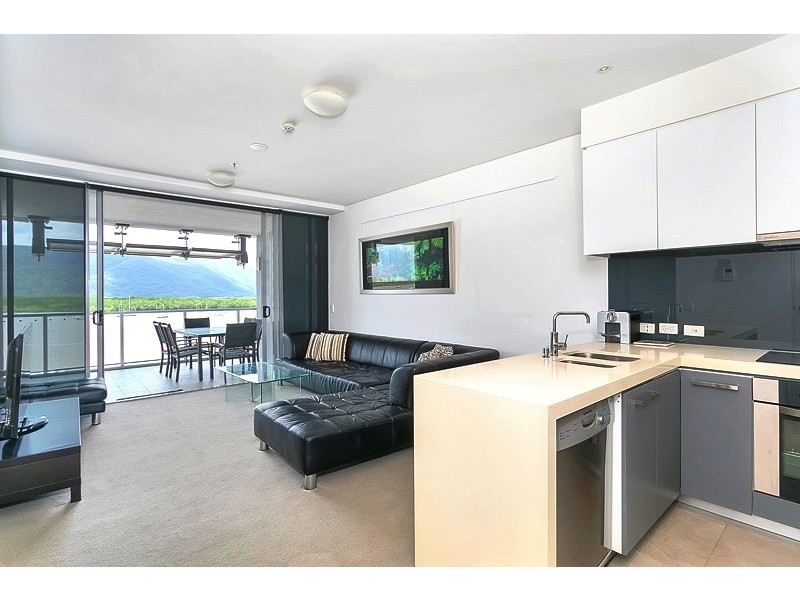 Cairns City QLD 4870