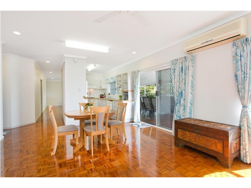 36 Guthrie Place, Bentley Park QLD 4869