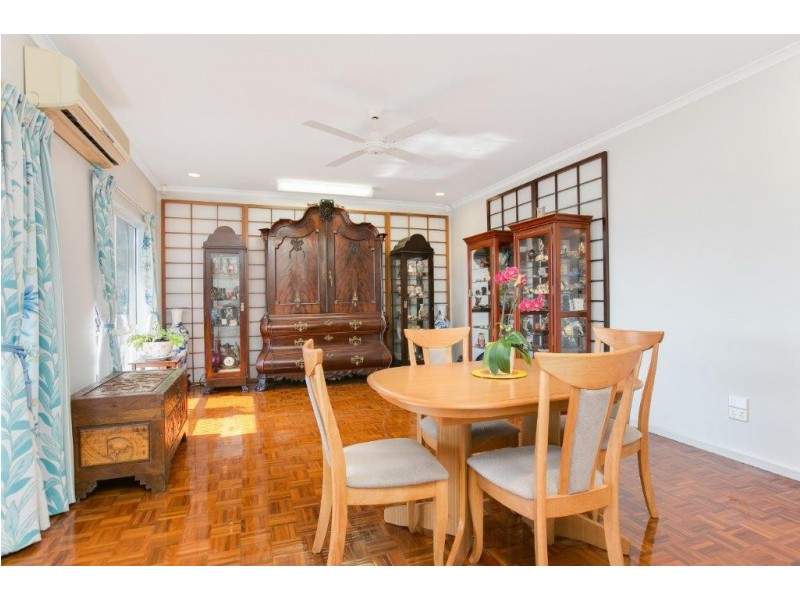 36 Guthrie Place, Bentley Park QLD 4869