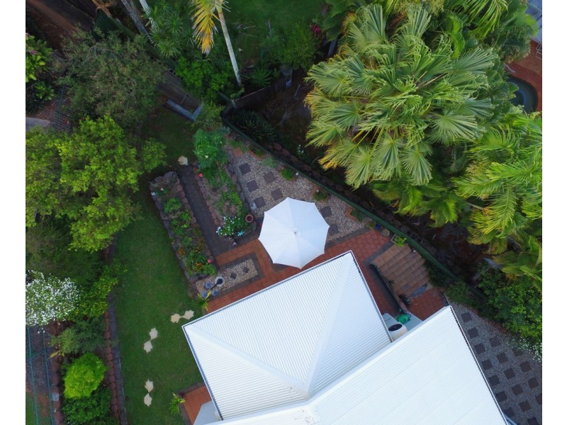 36 Guthrie Place, Bentley Park QLD 4869