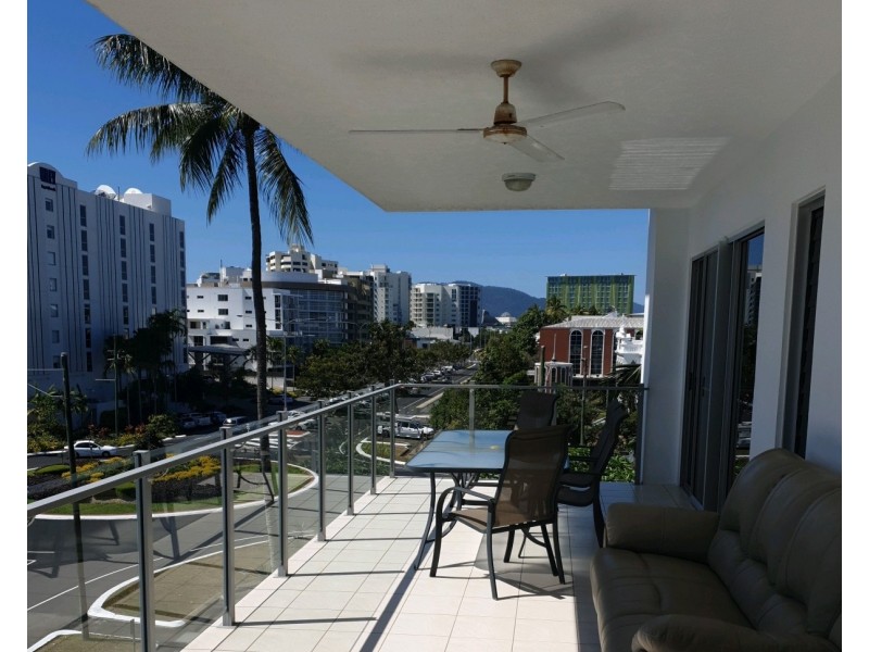 Cairns City QLD 4870
