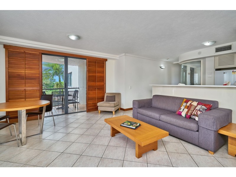 305/73-75 Esplanade, Cairns City QLD 4870