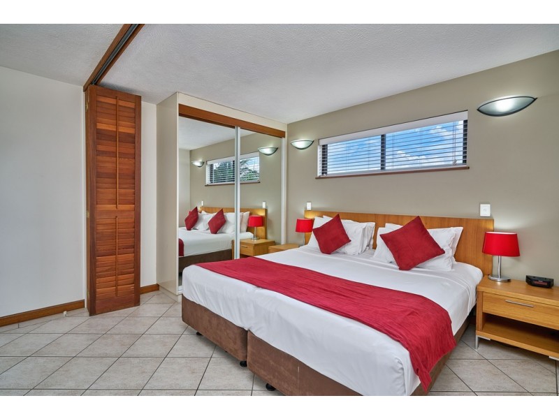 305/73-75 Esplanade, Cairns City QLD 4870