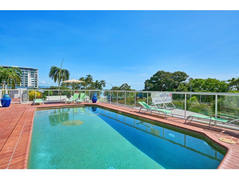 305/73-75 Esplanade, Cairns City QLD 4870