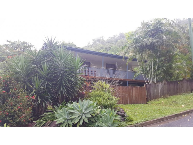 33 Behan Street, Stratford QLD 4870