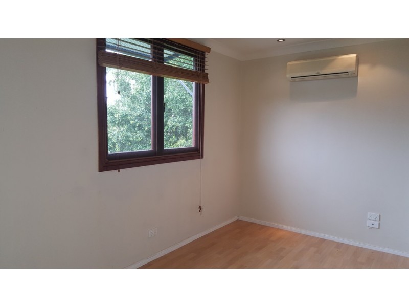 33 Behan Street, Stratford QLD 4870