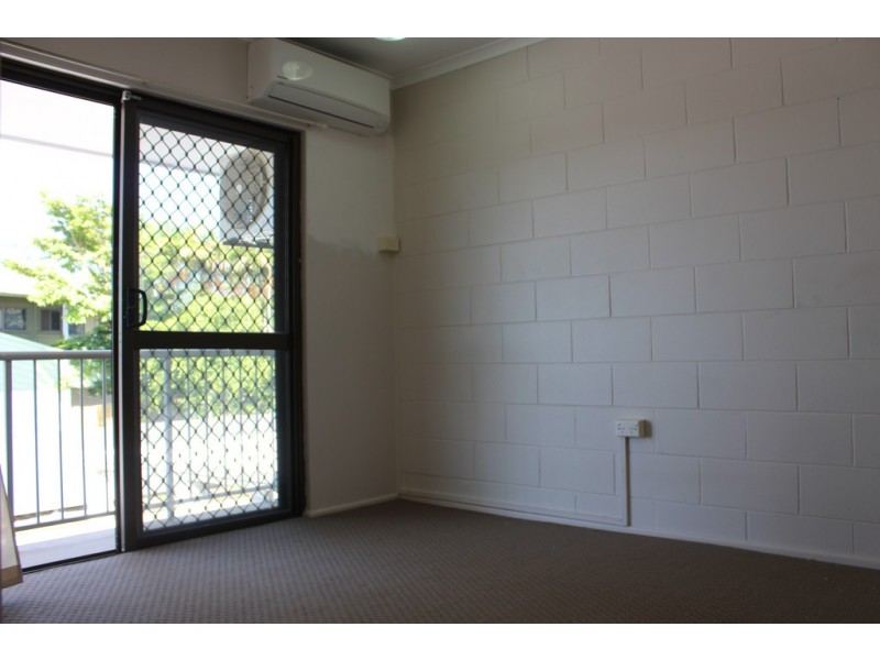 6/7 Rigg Street, Woree QLD 4868