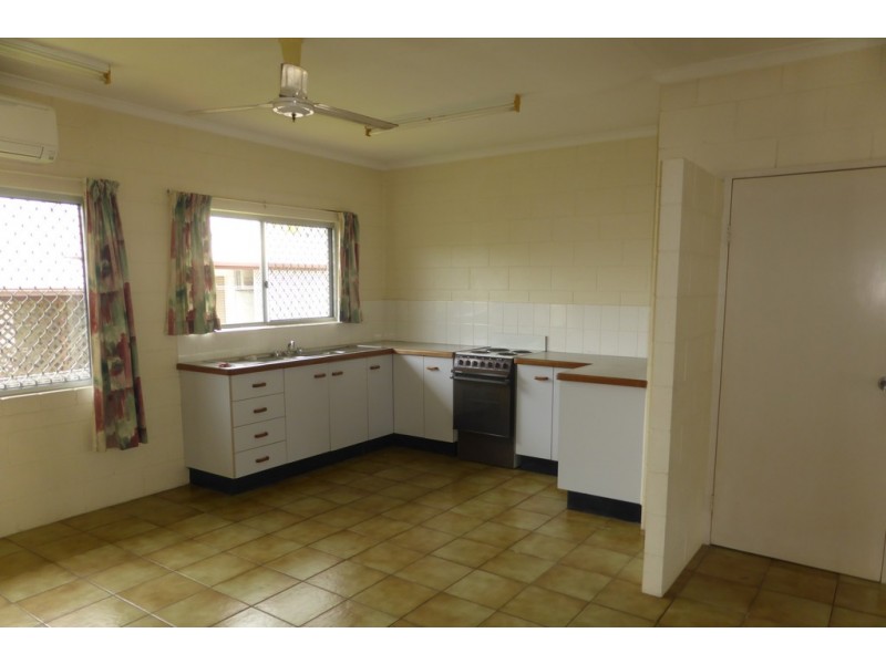 Whitfield QLD 4870