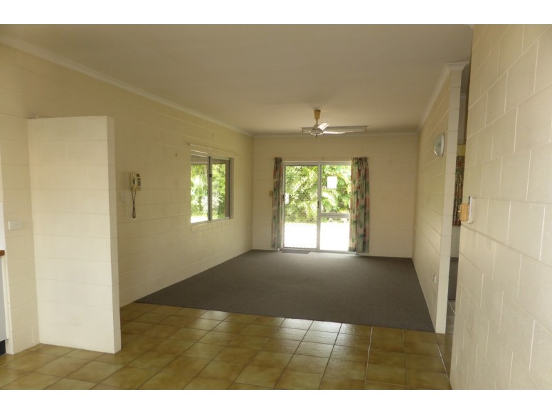 Whitfield QLD 4870