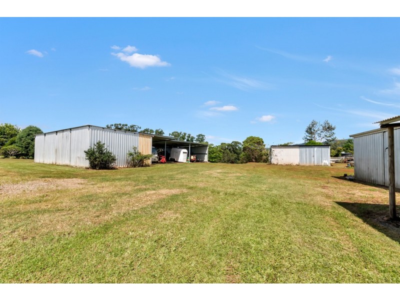 732 Old Palmerston Highway, Beatrice QLD 4886