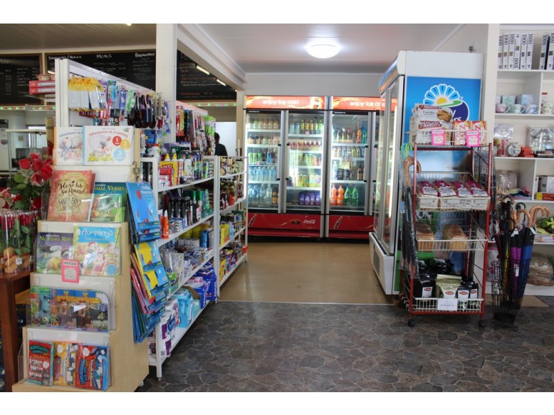 19 Main Street, Millaa Millaa QLD 4886