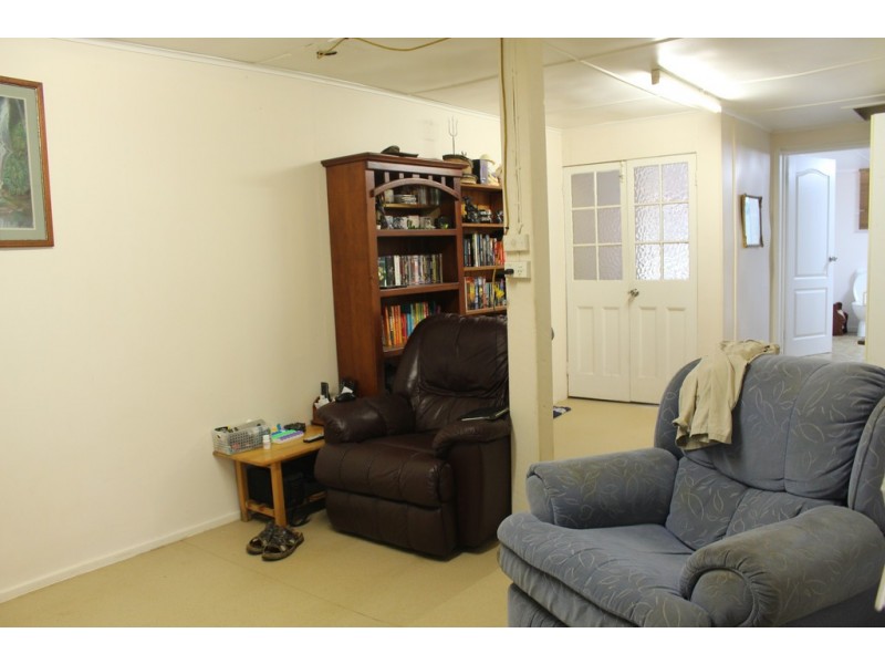 19 Main Street, Millaa Millaa QLD 4886