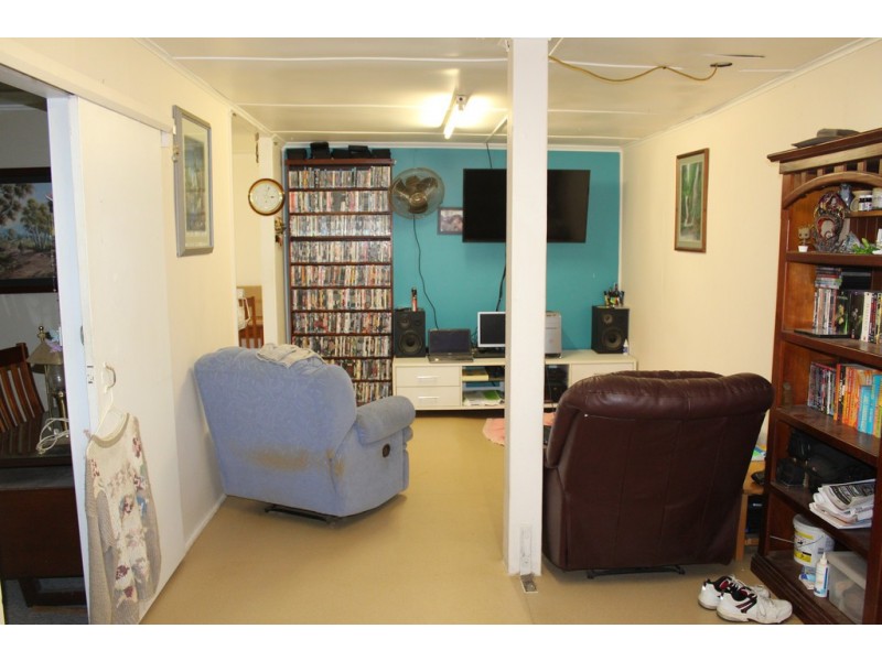 19 Main Street, Millaa Millaa QLD 4886