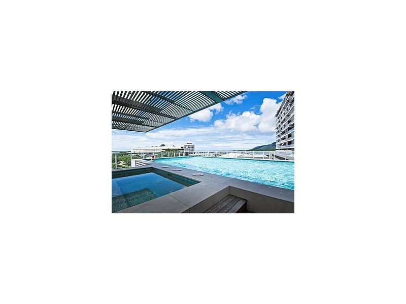 323/1 Marlin Parade, Cairns City QLD 4870