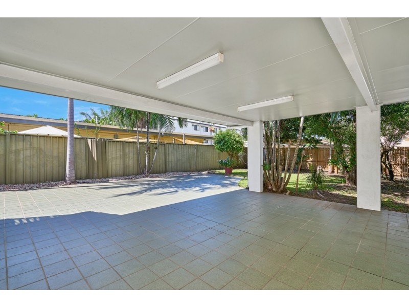 219 Lake Street, Cairns North QLD 4870