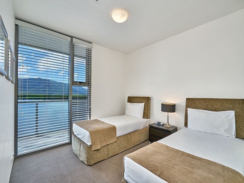 Cairns City QLD 4870