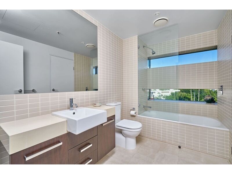 17/1 Marlin Parade, Cairns City QLD 4870