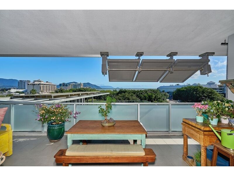 17/1 Marlin Parade, Cairns City QLD 4870