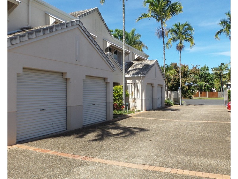 11/34-40 Lily Street, Cairns North QLD 4870