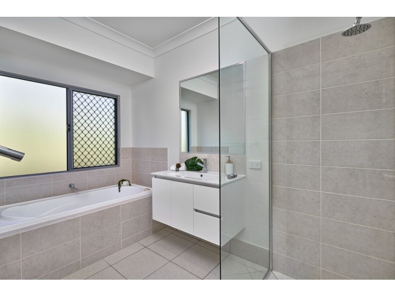 6 Cribwood Close, Mount Sheridan QLD 4868