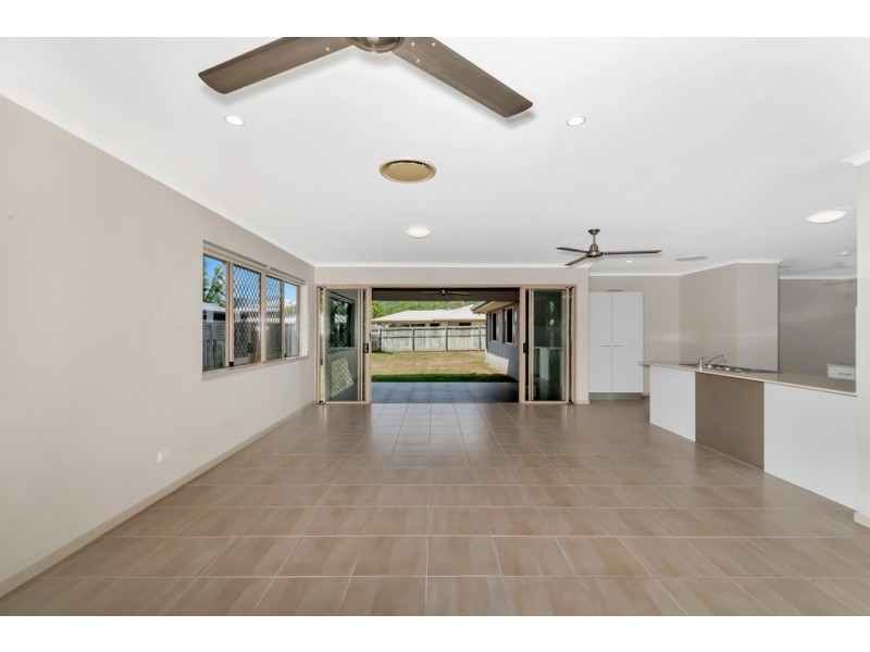 10 Mallory Close, Edmonton QLD 4869