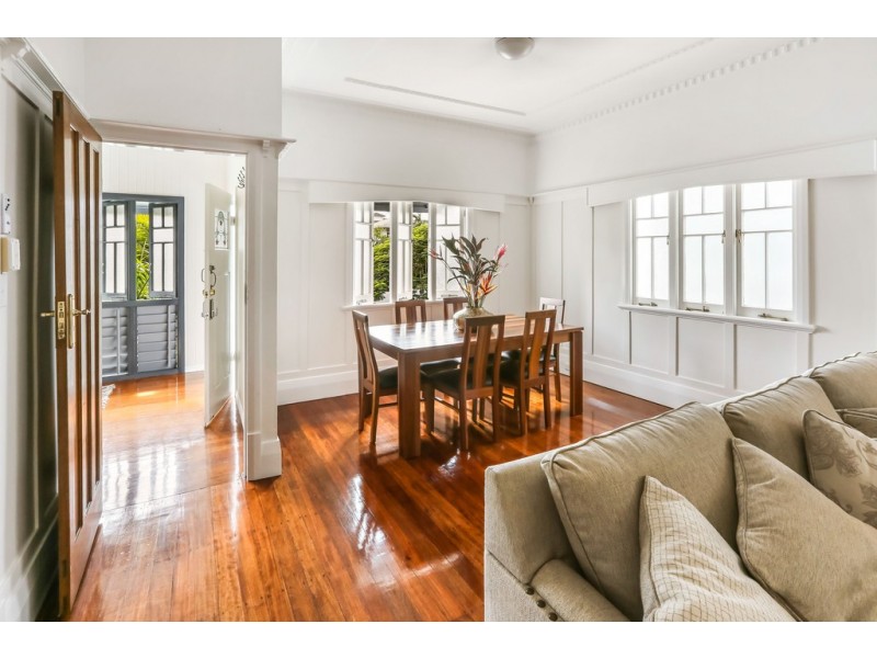 317 Lake Street, Cairns North QLD 4870