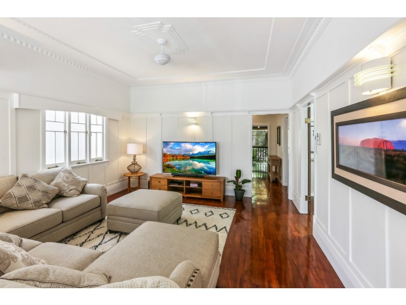 317 Lake Street, Cairns North QLD 4870