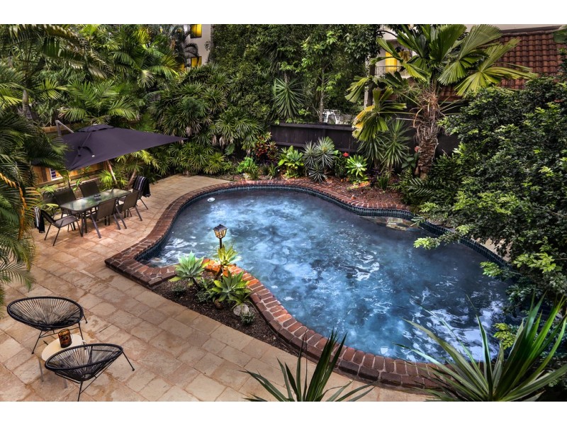 317 Lake Street, Cairns North QLD 4870