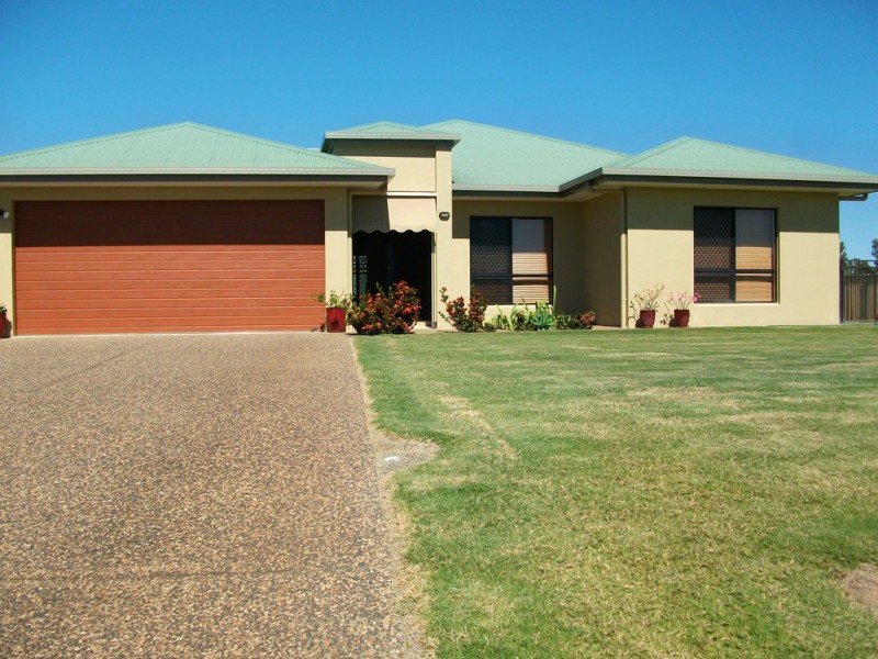 12 Riverlands Drive, Mareeba QLD 4880