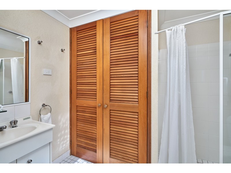 4/184 McLeod Street, Cairns North QLD 4870