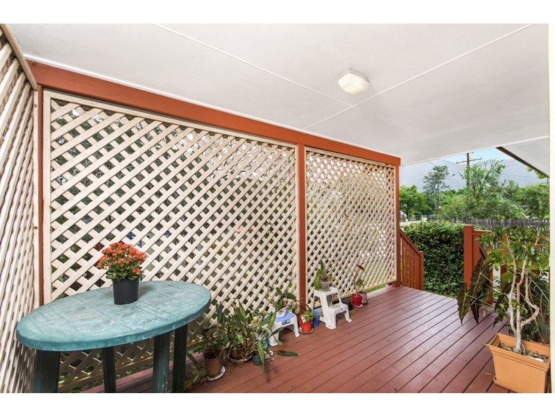 Manoora QLD 4870