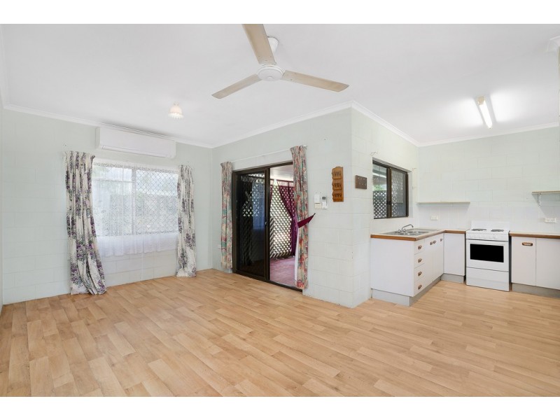 Bentley Park QLD 4869